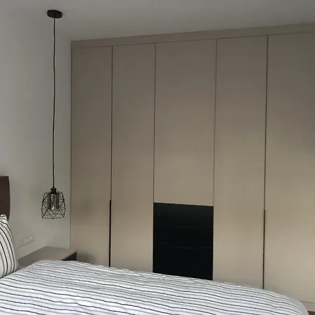 Apartmán Stylish 2bdr Gramada, Free Parking *