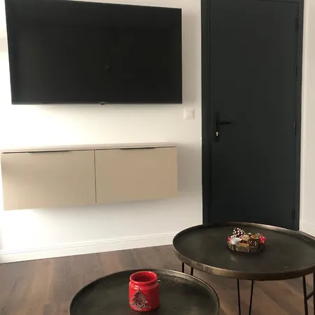 Stylish 2bdr Gramada, Free Parking Sofia