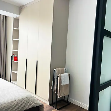 Stylish 2bdr Gramada, Free Parking Sofia