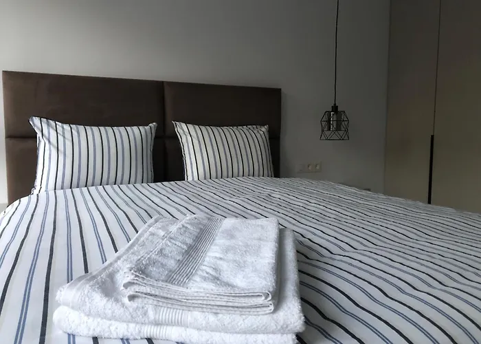 Stylish 2bdr Gramada, Free Parking Sofia