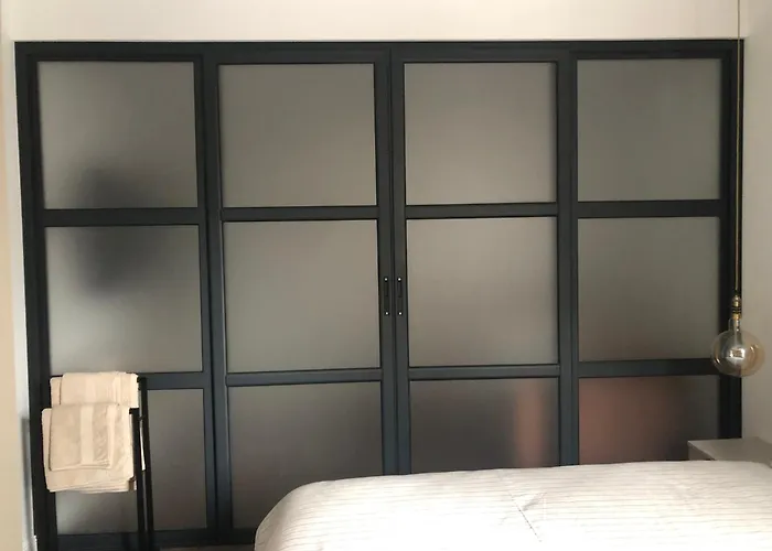 Stylish 2bdr Gramada, Free Parking Sofia